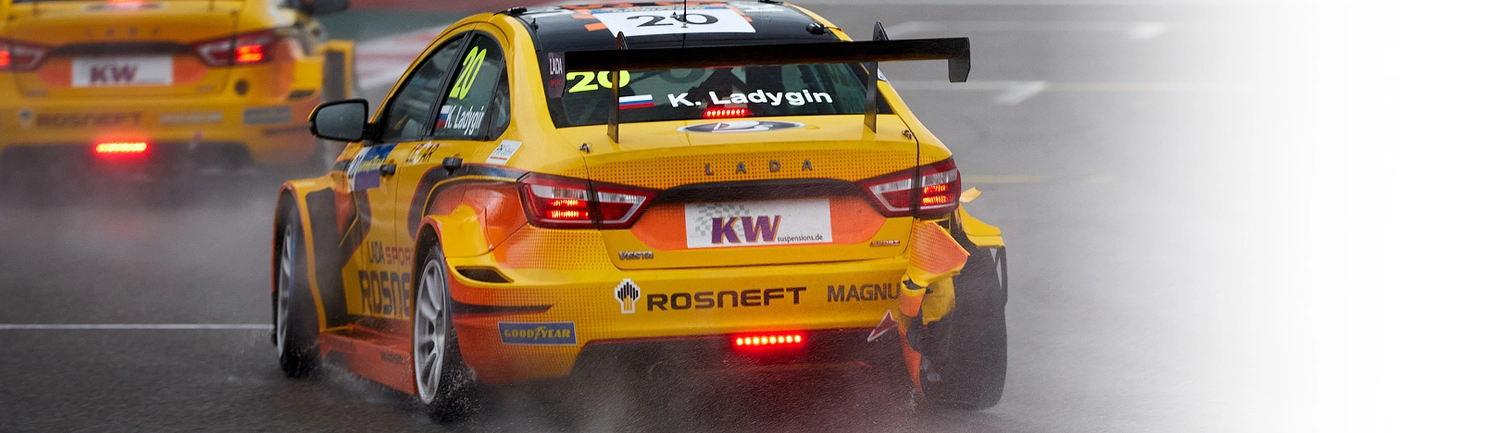 Этап WTCC в Японии – сложная борьба за очки для LADA SPORT ROSNEFT