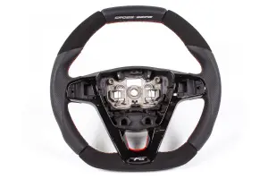 Руль анатомический Ferrum Cross Serie со вставками из алькантары для Лада Веста, XRAY Чёрная нить, Чёрный глянец Руль анатомический Ferrum Cross Serie со вставками из алькантары для Лада Веста, XRAY Чёрная нить, Чёрный глянец