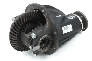 Редуктор заднего моста 2106 АвтоВАЗ в сборе для ВАЗ 2101-2107, Лада Нива 4х4, Шевроле Нива Редуктор заднего моста 2106 АвтоВАЗ в сборе для ВАЗ 2101-2107, Лада Нива 4х4, Шевроле Нива