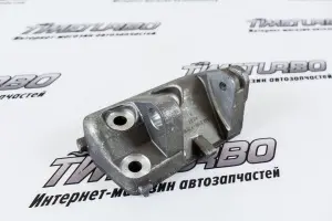Кронштейн генератора нижний для ВАЗ 2110-2112 Кронштейн генератора нижний для ВАЗ 2110-2112