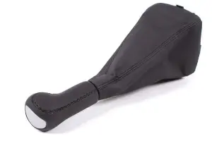 Ручка КПП с кожухом в стиле Приора обшитая кожей для ВАЗ 2113-2115 Чёрная нить Ручка КПП с кожухом в стиле Приора обшитая кожей для ВАЗ 2113-2115 Чёрная нить