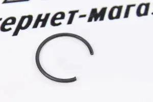 Кольцо стопорное АвтоВАЗ 21213 поршневого пальца для ВАЗ 2107, 2108, 2110-2112, Лада Надежда, Калина, Приора, Гранта, Нива 4х4, Нива Travel, Шевроле Нива Кольцо стопорное АвтоВАЗ 21213 поршневого пальца для ВАЗ 2107, 2108, 2110-2112, Лада Надежда, Калина, Приора, Гранта, Нива 4х4, Нива Travel, Шевроле Нива