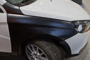 Крылья пластиковые для Лада Веста Cross Без покраски Крылья пластиковые для Лада Веста Cross Без покраски