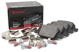 Задние тормозные колодки BREMBO дисковые тормоза для  Лада Калина Спорт, Гранта Спорт, Веста SW Cross Задние тормозные колодки BREMBO дисковые тормоза для  Лада Калина Спорт, Гранта Спорт, Веста SW Cross