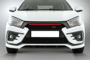 Центральная декоративная накладка ЮРОЛТЮНИНГ в цвет для Лада Веста