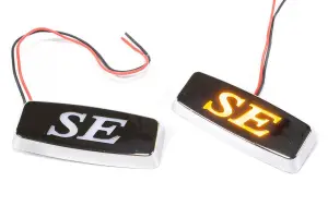 LED повторители поворотника Sal-Man надпись SE, хром, жёлтые для ВАЗ 2108-21099, 2110-2112, 2113-2115 Лада Калина, Калина 2, Приора, Приора 2, Гранта, Гранта FL LED повторители поворотника Sal-Man надпись SE, хром, жёлтые для ВАЗ 2108-21099, 2110-2112, 2113-2115 Лада Калина, Калина 2, Приора, Приора 2, Гранта, Гранта FL