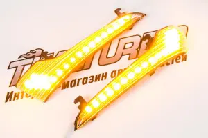 Светодиодные динамические повторители поворота Лексус Стайл в зеркала нового образца для Лада Гранта, Гранта FL Светодиодные динамические повторители поворота Лексус Стайл в зеркала нового образца для Лада Гранта, Гранта FL