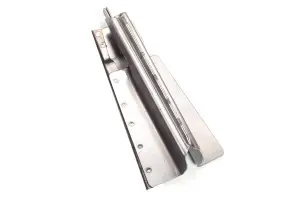 Соединитель порога пола передний правый, поддомкратник для ВАЗ 2101-2107 Соединитель порога пола передний правый, поддомкратник для ВАЗ 2101-2107