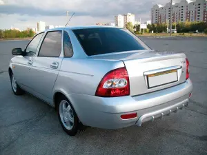 Накладка на задний бампер для Лада Приора Люкс Без покраски