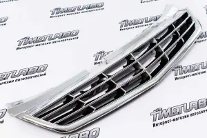 Декоративная решетка радиатора, 4 лопасти без значка хром для Лада Приора 2 Декоративная решетка радиатора, 4 лопасти без значка хром для Лада Приора 2