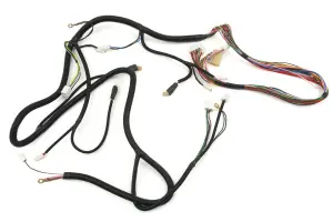 Жгут проводов фар и генератора для ВАЗ 2110-2112 инжекторный двигатель 1.5 л, со старой панелью Жгут проводов фар и генератора для ВАЗ 2110-2112 инжекторный двигатель 1.5 л, со старой панелью