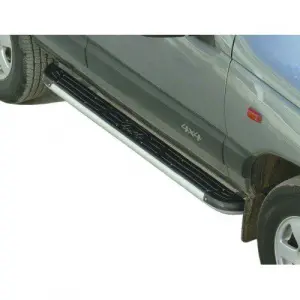 Пороги Техно Сфера с пластиковой накладкой для Шевроле Нива до 2009 г. в. Чёрный мат