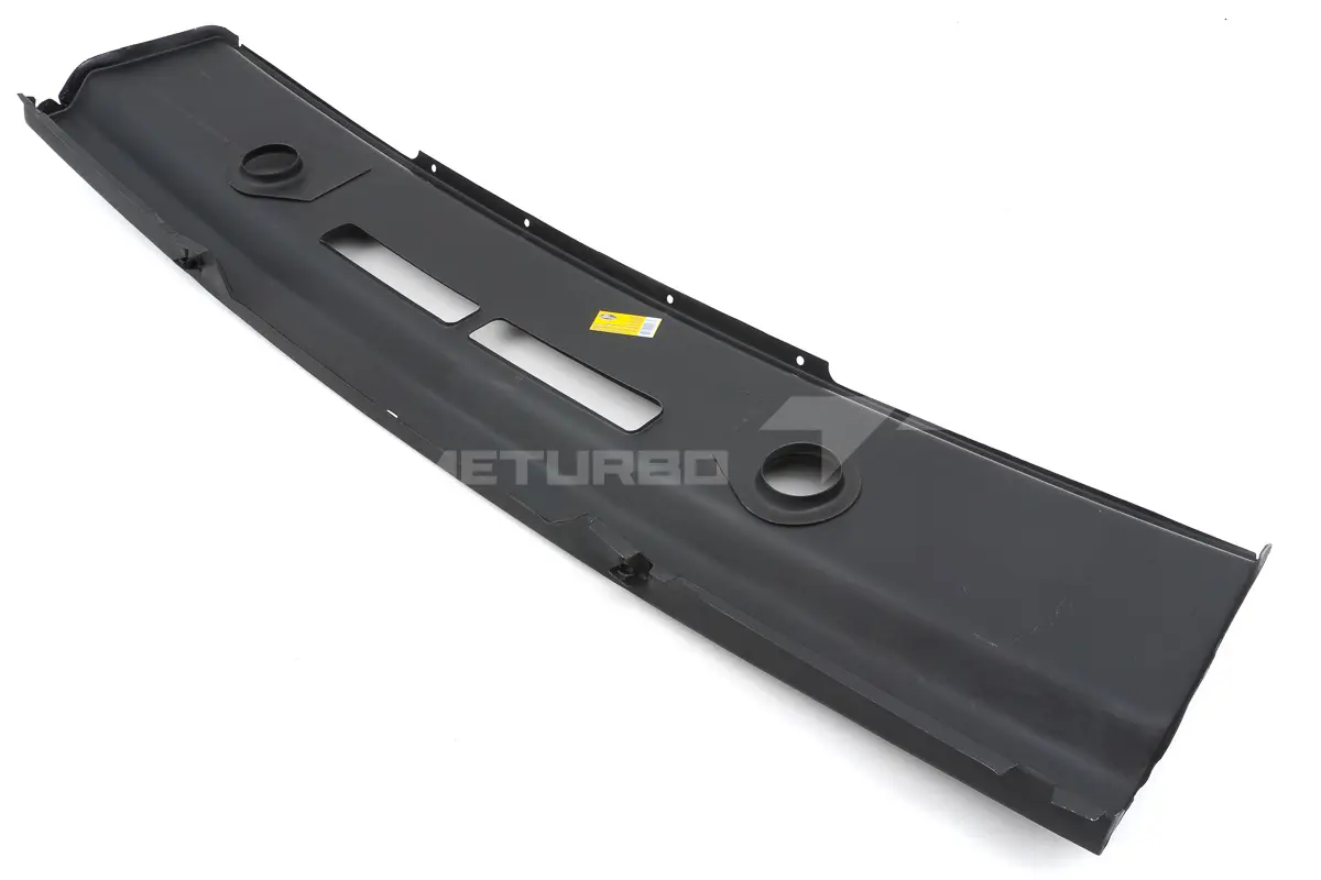 Панель облицовки радиатора, фартук для ВАЗ 2107 Панель облицовки радиатора, фартук для ВАЗ 2107