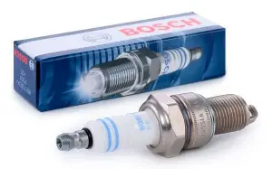 Свеча зажигания BOSCH WR7DСX+ для ВАЗ 2104, 2105, 2107, 2108-21099, 2110-2112, 2113-2115, Лада Калина, Калина 2, Гранта, Приора, Нива 4х4, Ларгус, Шевроле Нива 8-ми клапанный двигатель Свеча зажигания BOSCH WR7DСX+ для ВАЗ 2104, 2105, 2107, 2108-21099, 2110-2112, 2113-2115, Лада Калина, Калина 2, Гранта, Приора, Нива 4х4, Ларгус, Шевроле Нива 8-ми клапанный двигатель