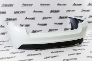 Задний бампер для Лада Гранта FL седан Без покраски, С отверстиями под парктроники Задний бампер для Лада Гранта FL седан Без покраски, С отверстиями под парктроники