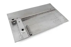 Ремонтная часть пола передняя правая в сборе + топорик, с ластой для ВАЗ 2101-2106 Ремонтная часть пола передняя правая в сборе + топорик, с ластой для ВАЗ 2101-2106