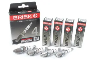 Свечи зажигания иридиевые BRISK PREMIUM+ P4 для Лада Ларгус, Renault Logan, Megane, Sandero 16-ти клапанный двигатель Свечи зажигания иридиевые BRISK PREMIUM+ P4 для Лада Ларгус, Renault Logan, Megane, Sandero 16-ти клапанный двигатель