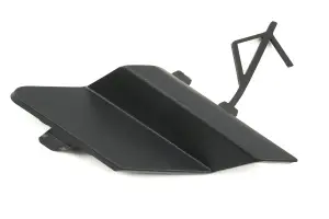 Заглушка АвтоВАЗ переднего бампера под буксировочный крюк для Лада Веста NG Заглушка АвтоВАЗ переднего бампера под буксировочный крюк для Лада Веста NG