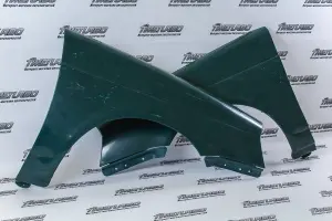 Крылья передние стеклопластиковые стандарт для Лада Приора Без покраски Крылья передние стеклопластиковые стандарт для Лада Приора Без покраски