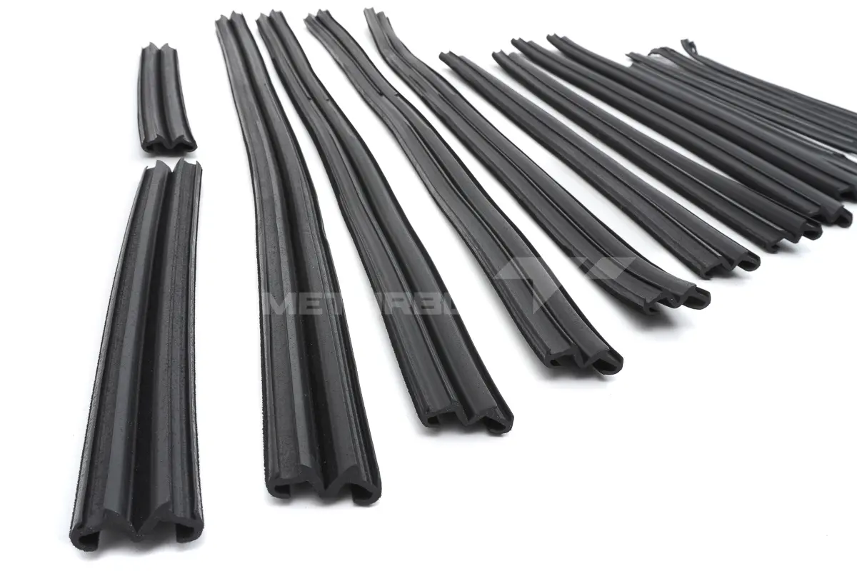 Уплотнители БРТ опускного стекла для ВАЗ 2101, 2103, 2106