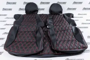 Обивка не чехлы на сиденья экокожа, Ромб чёрная нить, одинарная строчка для Лада Нива 4х4 3-х дверная Обивка не чехлы на сиденья экокожа, Ромб чёрная нить, одинарная строчка для Лада Нива 4х4 3-х дверная