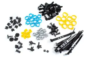 Набор пластмассовых изделий на кузов для Лада Нива 4х4, Ока