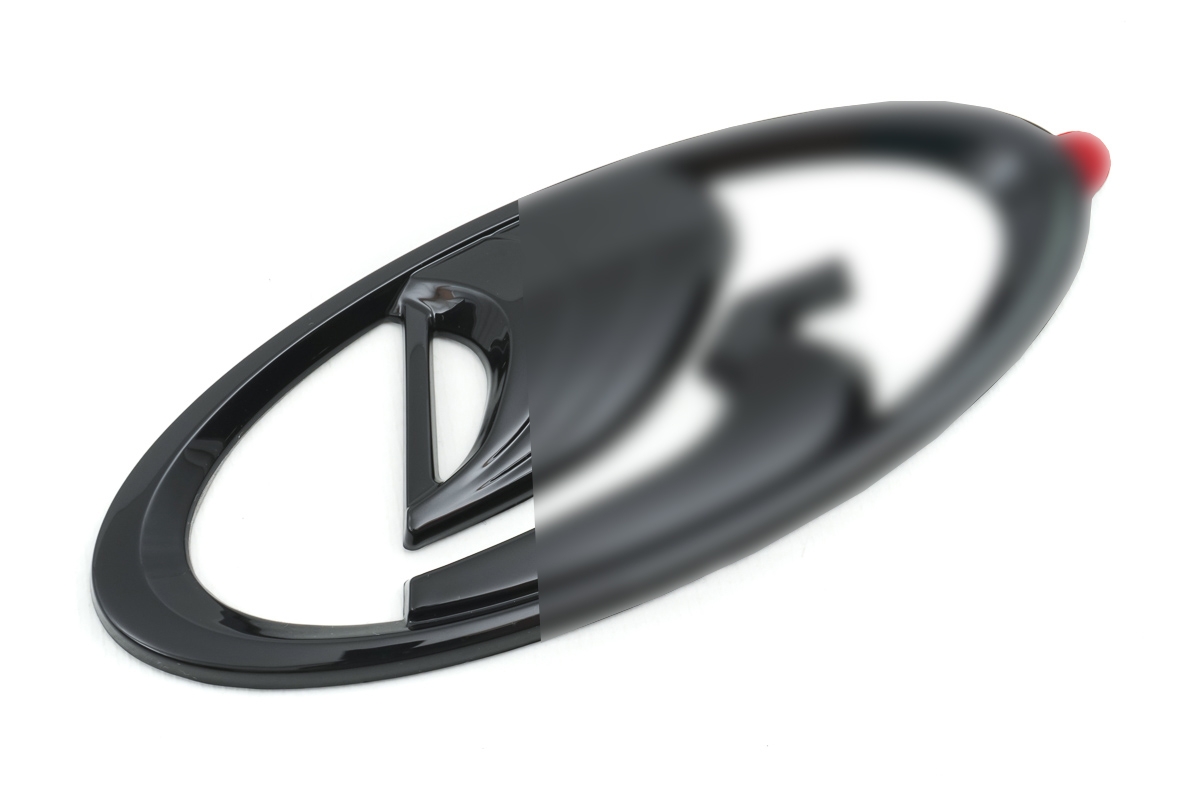 Шильдик "Ладья" на решетку радиатора в стиле Лада Веста (черный лак) для Лада Калина 2, Приора, Гранта