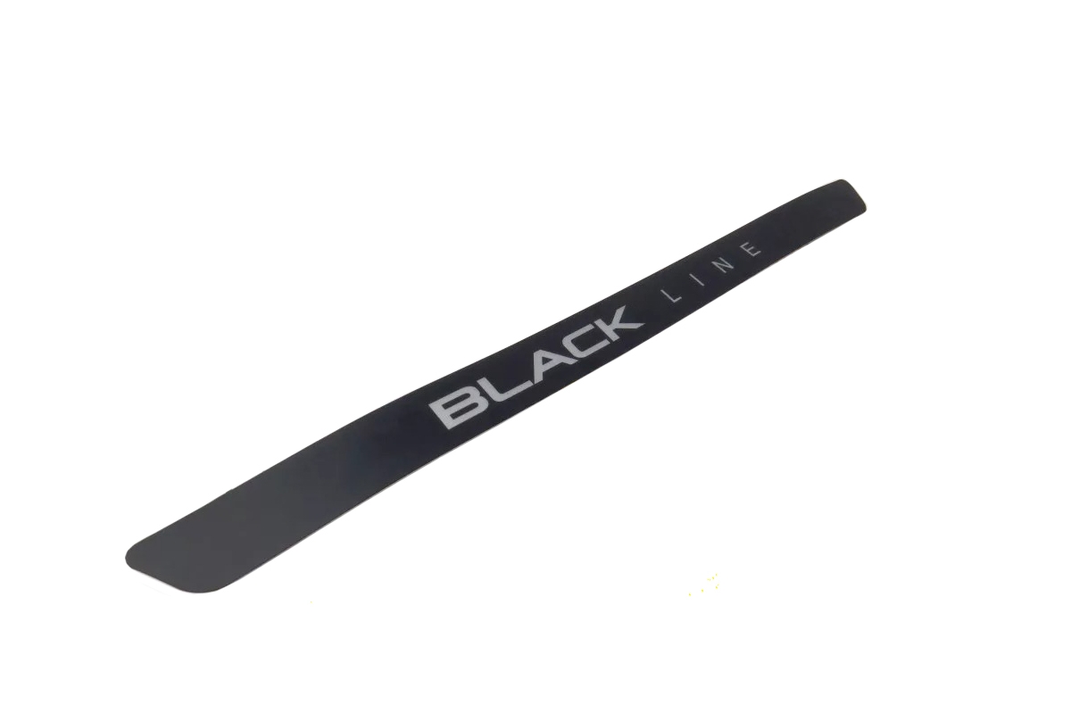 Оригинальная накладка на порог с надписью "BLACK LINE" для Лада Калина 2, Гранта, Гранта FL