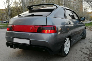 Задний бампер AVR для ВАЗ 2112 Без покраски