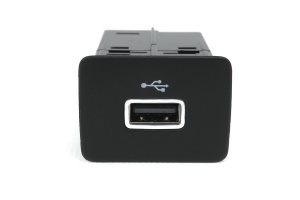 Розетка USB оригинал для Лада Веста NG