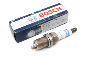 Свеча зажигания BOSCH Platinum FR7DPP30X замена для 0242235547 для ВАЗ 2110-2112, Лада Калина, Калина 2, Приора, Приора 2 16 клапанный двигатель